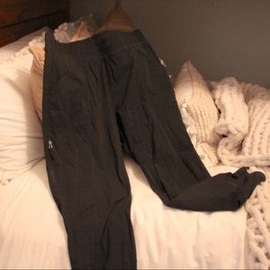 Girls’ Columbia Black Joggers